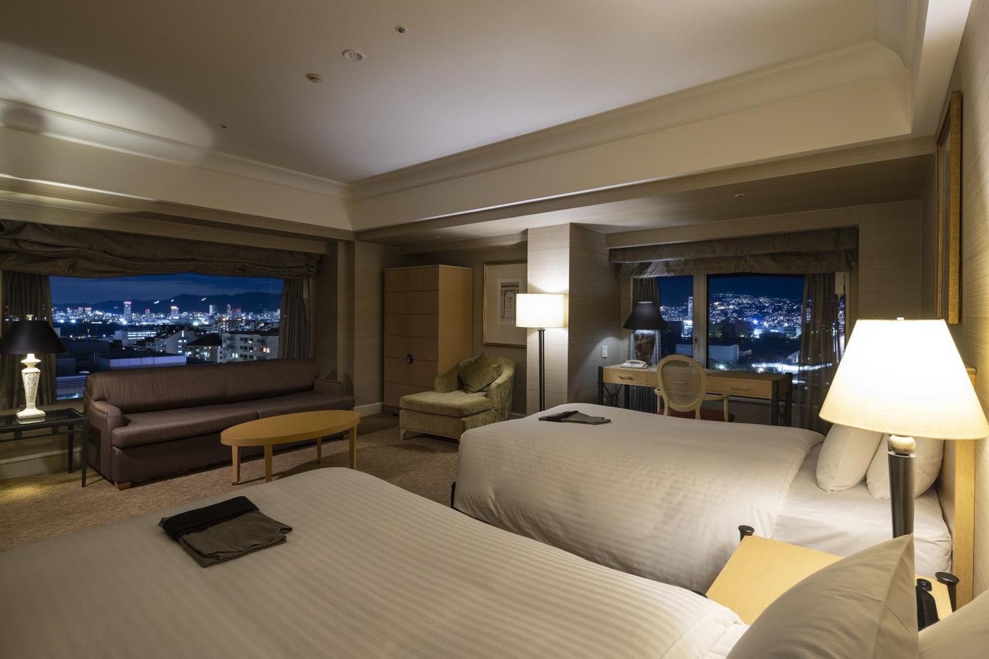 Kobe Bay Sheraton Hotel & Towers Exterior foto