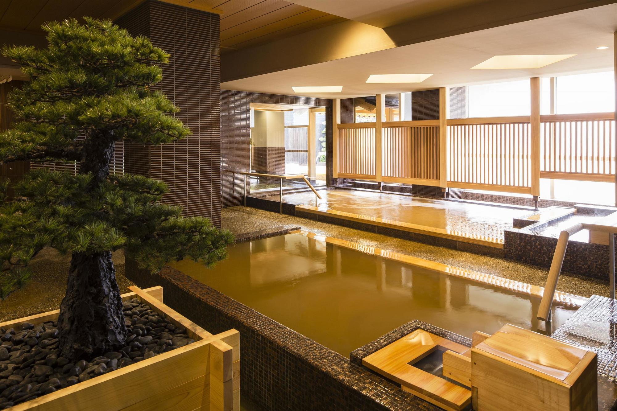 Kobe Bay Sheraton Hotel & Towers Exterior foto