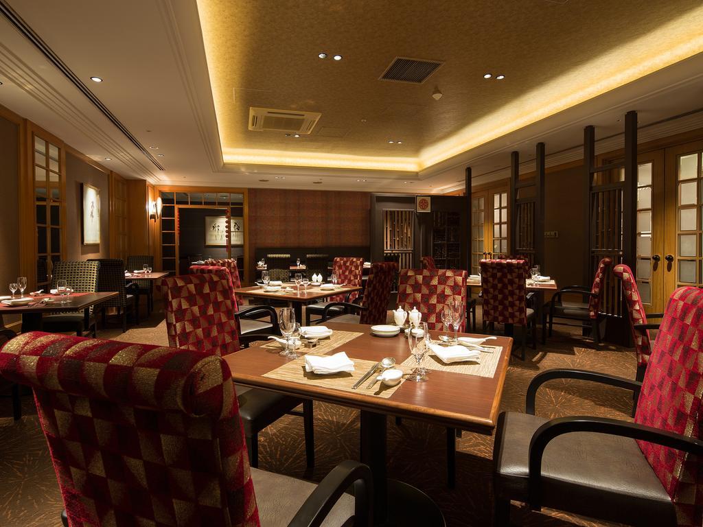 Kobe Bay Sheraton Hotel & Towers Exterior foto